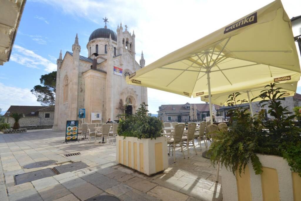 Pearl In The Heart Of Old Town On Belavista In Herceg Novi Apartment Exterior photo