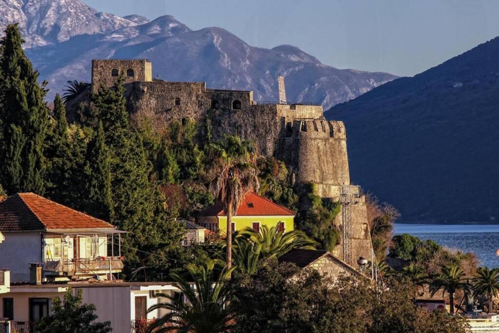 Pearl In The Heart Of Old Town On Belavista In Herceg Novi Apartment Exterior photo